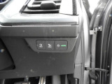 ドイツ車には特徴があり、メーターのメモリに一部色がついています。これはドイツでは推奨速度という考えがあるためです。安全で快適に走る際に適している速度を指しています