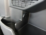 ボディから内装、エアコンまであなたのお車を丸ごとクリーニングする「まるまるクリーン」をご用意。トヨタ車はもちろん、軽自動車、他社車もOKです。