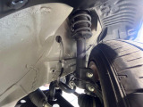 お車を安心してお乗りいただく為には、足回りの定期点検が欠かせません。サービスサポート(有償保証)では無料点検もご提供しており、安心のカーライフをお過ごしいただけるサポート体制が整っています。