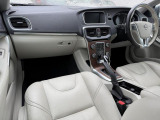 V40 D4 インスクリプション ディーゼル 