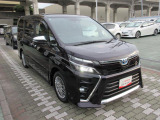 トヨタの中古車には3つの安心をセットにしています。1トヨタ認定検査員による車両状態の評価。2まるまるクリーニングによる内外装のクリーニング。31年間走行距離無制限の安心保証(無料)。