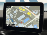 ●純正ナビ:一体感のあるナビは、高級感ある車内を演出してくれます。オーディオ機能も充実しておりますので、運転もより楽しめます♪