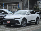 中古車を購入する場合、「車両本体価格」に加えて、税金や手数料などの「諸費用」を支払う必要があります。「法定費用:自動車税や自賠責保険等の国や自治体に払うことが法律上義務付けられている費用」「販売店手数