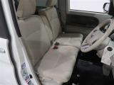 見通しのよいすっきりとした視界で、誰でも運転しやすいです。運転のしやすさは疲れにくさにも繋がりますよ♪
