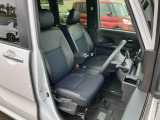 残価型クレジットもご好評いただいております!月々のお支払いを抑え、お車をお求めやすくご購入いただけます。また数年後に、高めの残価額で乗り換えの選択もしやすくなります。※詳しくはスタッフまで