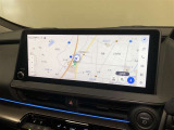 【12.3インチディスプレイオーディオ】各種オーディオ機能とスマホ連携機能を搭載。コネクティッドナビ対応。車載ナビ機能も搭載。機能の詳細につきましては、展示店舗までお尋ねください。