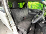 ドライバーによって運転しやすいポジションは異なり、あの車はどうなのか不安なこともありますよね。気になるお車は店頭で乗り込んでご確認いただけます♪