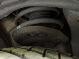 お車を安心してお乗りいただく為には、足回りの定期点検が欠かせません。サービスサポート(有償保証)では無料点検もご提供しており、安心のカーライフをお過ごしいただけるサポート体制が整っています。
