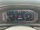 この度は数ある中から弊社認定中古車をご覧いただき誠にありがとうございます。スペースの都合上、店舗で展示していない場合がございますの事前にお問い合わせくださいませ。