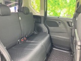 運転席側後部座席