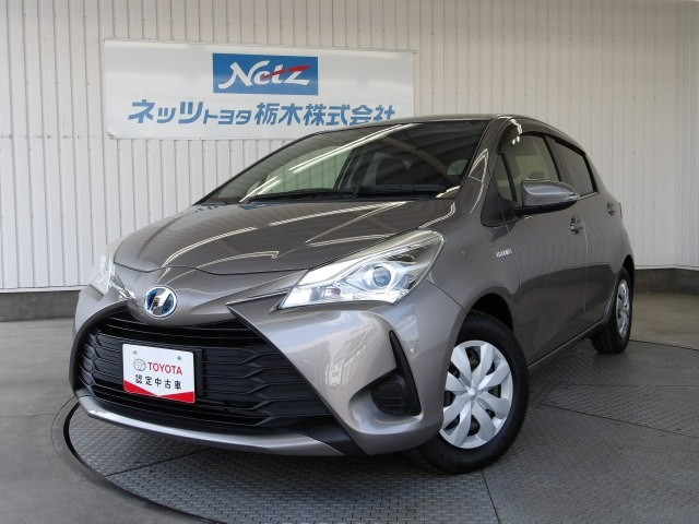 ヴィッツ 1.5 ハイブリッド ジュエラ 