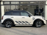 国道246号線沿い、南町田グランベリーパーク駅すぐ。MINI NEXT 東名横浜/〒194-0004 東京都町田市鶴間5-18-1/TEL:042-788-8027