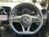 ハンドルの操作感は軽々としているため運転がしやすいです!