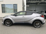 C-HR ハイブリッド 1.8 S GR スポーツ 