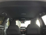 天井も綺麗です☆私は中古車を見るときに天井を良く見るようにしています☆ここが綺麗な車は車内が綺麗なことが多いです☆
