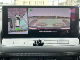 アラウンドビューモニターは車庫入れの強い味方となってくれます。上から車を見下ろすように視ることで、駐車場枠内にビシッと真っ直ぐ停めれます!☆一度使ったらわかって頂けます☆