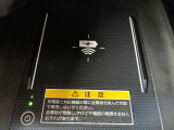ワイヤレス充電付き!