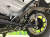 お車を安心してお乗りいただく為には、足回りの定期点検が欠かせません。サービスサポート(有償保証)では無料点検もご提供しており、安心のカーライフをお過ごしいただけるサポート体制が整っています。