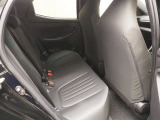 ゆとりある広々とした車内空間は、ドライブを始め買い物やレジャーなど、幅広く活躍します。一人でもみんなとでもお出かけを楽しみましょう!