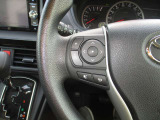 各種機能のボタンがあります。もちろん運転席からの操作も可能。スマートに使いこなしてください。