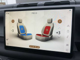 【シートヒーター&クーラー】前席では3段階で調節可能なシートヒーター&クーラーが装備されております。