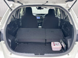セカンドシートを倒すと、大きなお荷物も!