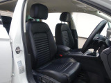 こちらのお車には認定中古車保証が1年間付いておりますのでご安心ください。さらなる安心を、という場合には、有料にはなりますが延長保証もございます。