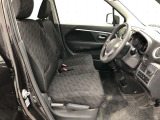 【運転席・助手席】です!実際お座りいただくのが分かりやすいと思いますので、ぜひお気軽にご来店ください♪状態もいいですよ☆