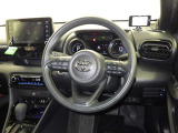運転席まわりです。 各操作スイッチは使いやすい位置に配置されてます。