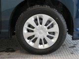 R7年式夏タイヤ 165/65R14 ダンロップ製です。