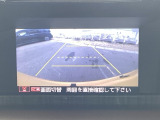 バックモニター付きで、車庫入れやバック時の後方確認をサポート。