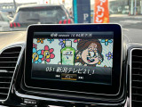 純正SDナビを装備!! Bluetooth、CD、DVDなどが楽しめます!!