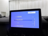 オーディオ機能とスマホ連携機能を搭載。スマホと車がつながります。AM/FMチューナーは標準装備です。