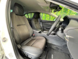 運転席シート廻りは使用感も少なく、良好な状態となっています。丁寧に使われていたことがよくわかりますね。