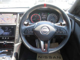 NISMO専用本革巻ステアリング(レッドセンターマーク付)