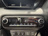 オートエアコンなので車内の温度にあった風量を自動で調節してくれます