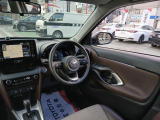 中古車を購入する場合、「車両本体価格」に加えて、税金や手数料などの「諸費用」を支払う必要があります。「法定費用:自動車税や自賠責保険等の国や自治体に払うことが法律上義務付けられている費用」「販売店手数