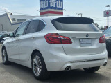 BMWを熟知したメカニックによる100項目の点検・整備を行います。不具合箇所、交換時期に達している部品に関しましては、全て当社負担で交換してからのご納車となります。