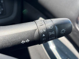【 オートライト 】オートライトなのでライトの点け忘れを気にすることなく運転が出来ます♪