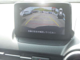 バックカメラと障害物センサーで駐車支援もばっちりです。
