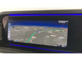 【コマンドシステム】センターのコントローラーとスイッチ類及び音声認識機能により、ナビゲーションやオーディオ&ビジュアル、車両設定等を安全に操作できます。また高精度ディスプレイを採用しています。