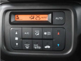 eCONモードで運転の仕方によりロスを抑え込み燃費性能をアップさせます。