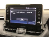 【9インチディスプレイオーディオ】各種オーディオ機能とスマホ連携機能を搭載しています。ナビキットは装着されていません。機能の詳細につきましては、展示店舗までお尋ねください。