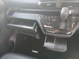 小物入れも充実してます。