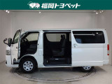 両側パワースライドドア付きだから、狭い駐車スペースなどでの 乗り降りラクラク!小さなお子さまのいるご家庭には嬉しい装備。