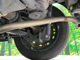 お車を安心してお乗りいただく為には、足回りの定期点検が欠かせません。サービスサポート(有償保証)では無料点検もご提供しており、安心のカーライフをお過ごしいただけるサポート体制が整っています。