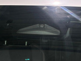 【トヨタセーフティセンス】走行中に前方の車両等を認識し、衝突しそうな時は警報とブレーキで衝突回避と被害軽減をアシスト。より安全にドライブをお楽しみいただけます。