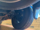お車を安心してお乗りいただく為には、足回りの定期点検が欠かせません。サービスサポート(有償保証)では無料点検もご提供しており、安心のカーライフをお過ごしいただけるサポート体制が整っています。