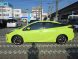 ボディから内装、エアコンまであなたのお車を丸ごとクリーニングする「まるまるクリーン」をご用意。トヨタ車はもちろん、軽自動車、他社車もOKです。