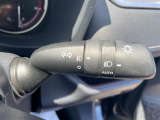 【オートライト】は、付け忘れや消し忘れを防ぐことができます。高速道路などのトンネルなどにも役立ちます♪